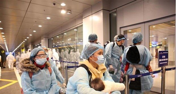 30 công dân Việt Nam từ Vũ Hán đã được đưa về nước an toàn