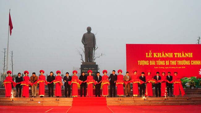 Lễ khánh thành tượng đài Tổng Bí thư Trường Chinh