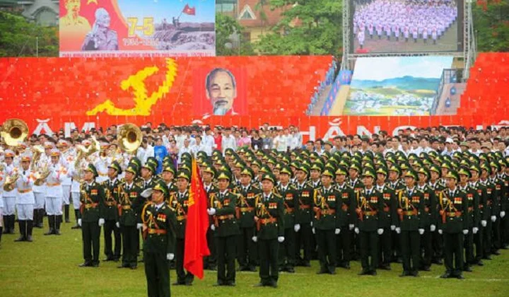 Quân đội ta là một thể thống nhất, đoàn kết và vững như bàn thạch