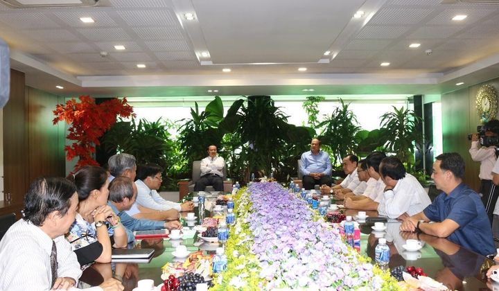 Lãnh đạo tỉnh An Giang thăm và làm việc với Tập đoàn Sao Mai nhân dịp Xuân Canh Tý 2020