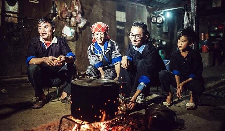 Việc làm nhiều ý nghĩa của hai bạn trẻ dân tộc H’Mông