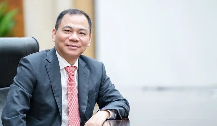 Tỷ phú Phạm Nhật Vượng được Forbes vinh danh trong “bảng vàng” chống dịch