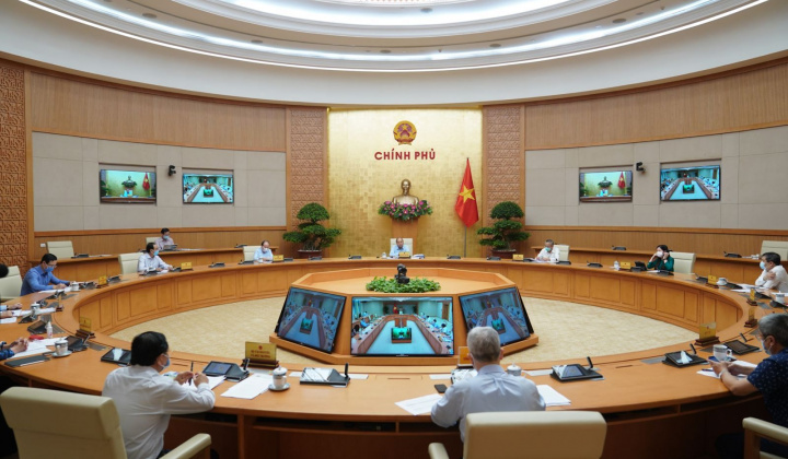 Thủ tướng họp Ban Chỉ đạo điều hành về giá