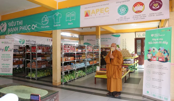 TP.HCM - Siêu thị 0 đồng tại chùa Vĩnh Nghiêm