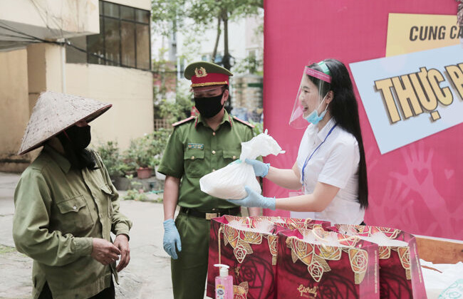 Học viện Tài chính đồng hành cùng sinh viên đẩy lùi dịch bệnh Covid-19