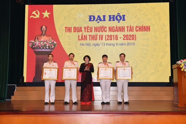 Ngành Tài chính hướng tới Đại hội thi đua yêu nước