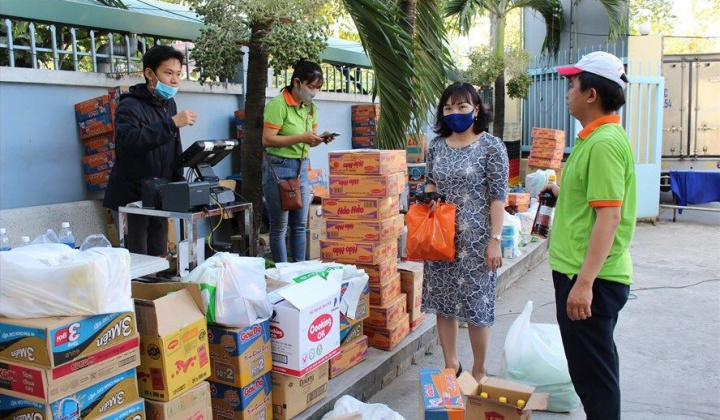 Liên đoàn Lao động hỗ trợ người lao động mua hàng giá rẻ mùa dịch