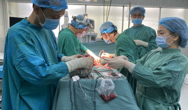 Bệnh viện Chợ Rẫy thực hiện thành công ca đại phẫu kết hợp "3 trong 1"