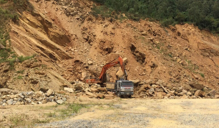 Vĩnh Phúc: Thiết chặt quản lý đất tại núi Đinh, núi Đúng