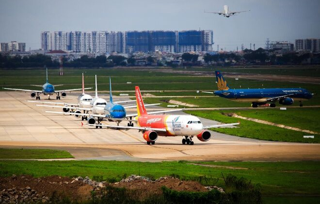 Từng bước mở lại các chuyến bay thương mại quốc tế