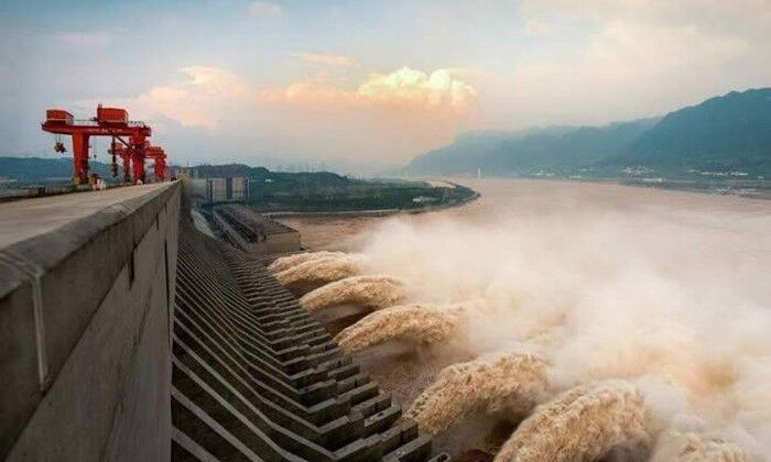Trung Quốc: Đập Tam Hiệp sắp hứng lũ mạnh, Chủ tịch Tập Cận Bình ra chỉ đạo khẩn