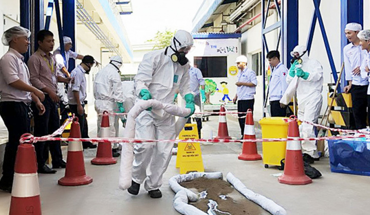 Sử dụng hóa chất trong sản xuất công nghiệp: Chủ động phòng ngừa sự cố