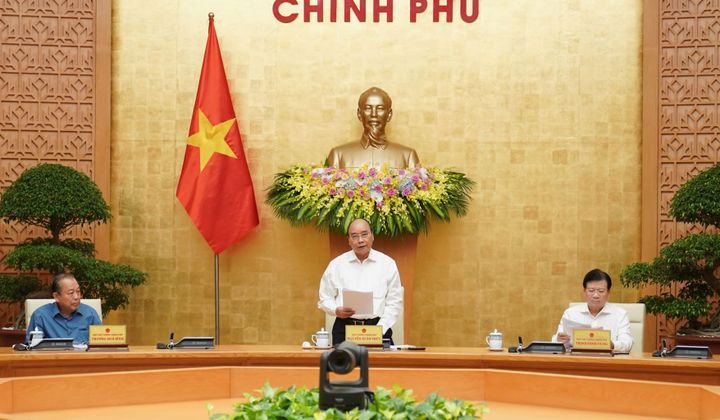 Thủ tướng chủ trì họp Chính phủ chuyên đề xây dựng pháp luật