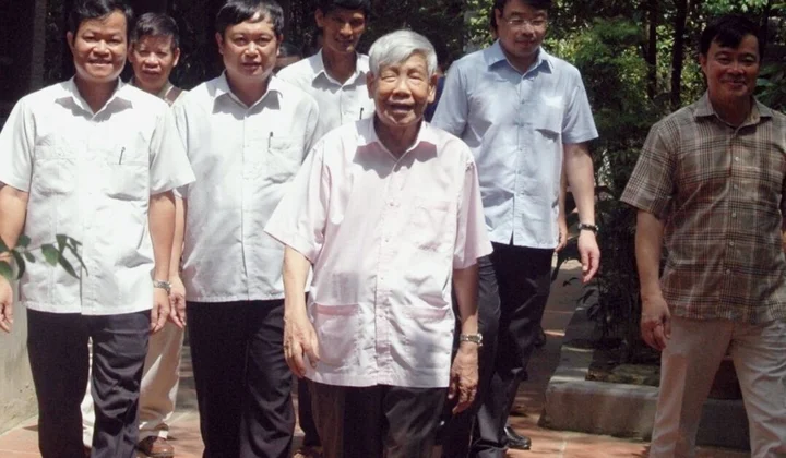 Kỷ niệm nhớ mãi với bác Lê Khả Phiêu