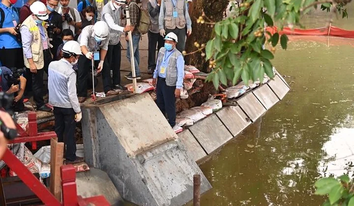 Hà Nội: Chính thức hợp long công trình kè hồ Hoàn Kiếm