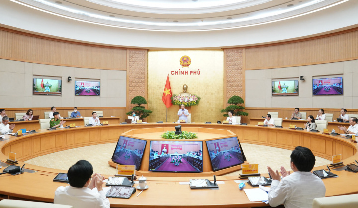 Thủ tướng chủ trì hội nghị trực tuyến về Chính phủ điện tử