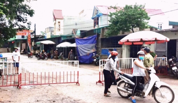 Thanh Hóa: Tạm đình chỉ công tác một số lãnh đạo xã, phường vì liên quan đến phòng, chống dịch Covid -19