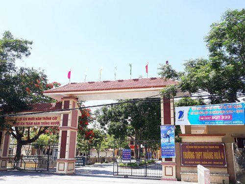 Thanh Hóa: Trường THPT Hoằng Hóa 4 hướng đến đạt chuẩn Quốc gia mức độ II
