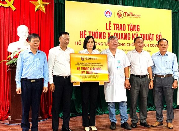 T&T Group trao tặng hệ thống X-quang kỹ thuật số hỗ trợ Quảng Nam phòng, chống Covid-19