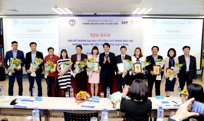 Đại học Kinh tế quốc dân: Nơi đào tạo những công dân toàn cầu ngay trong lòng đất Việt