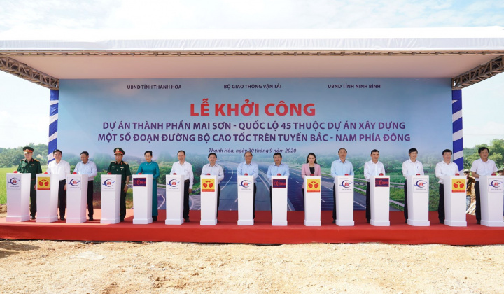 Thủ tướng Nguyễn Xuân Phúc: Phải có ít nhất 5.000 km cao tốc