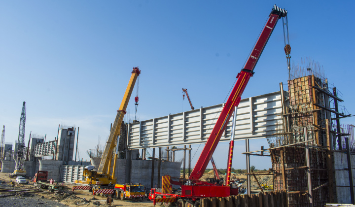 Quảng Ngãi: Những kết cấu khủng của đập dâng sông Trà