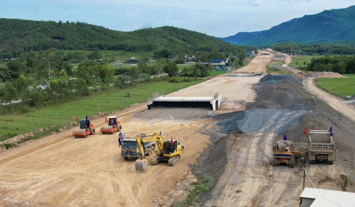 Bộ GTVT: Thay thế nhà thầu yếu, đẩy nhanh tiến độ giải ngân