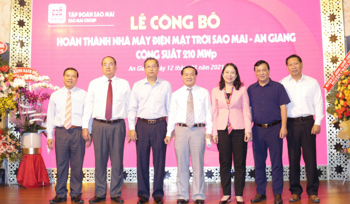 Sao Mai Group công bố hoàn thành "Nhà máy điện mặt trời" hơn 6.000 tỷ đồng