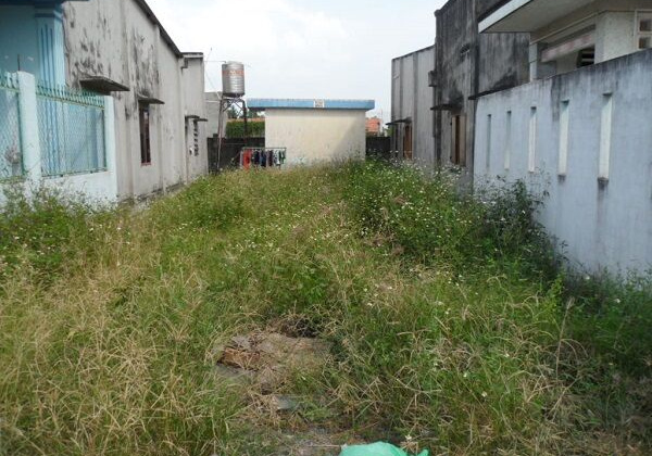 Có được cấp sổ đỏ và xây nhà trên đất xen kẹt?