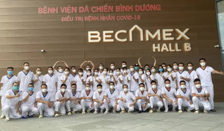 Lào Cai: 50 cán bộ y tế tăng cường chống dịch tại Bình Dương kết thúc thời gian cách ly tập trung