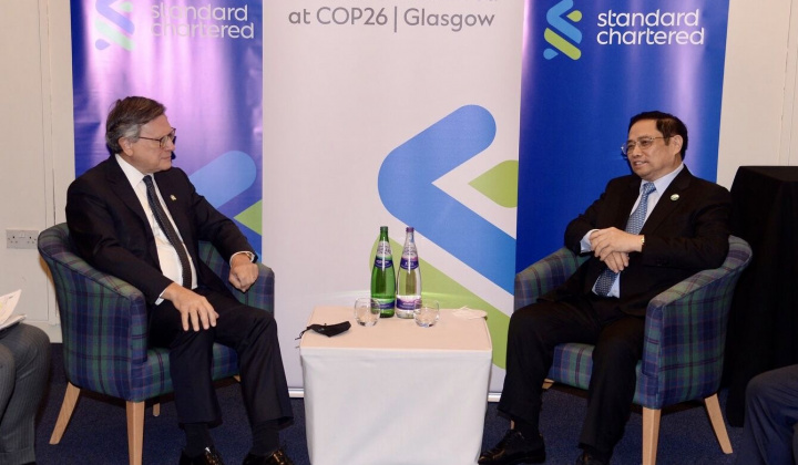 Ngân hàng Standard Chartered cam kết đầu tư 8 tỷ USD phát triển bền vững ở Việt Nam