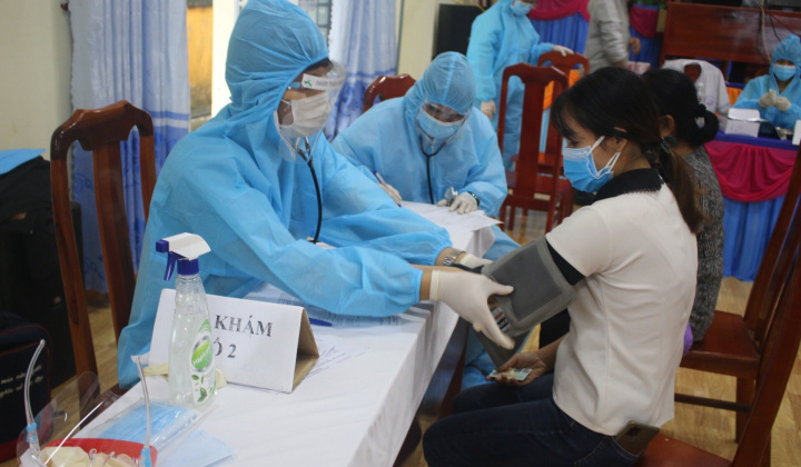 Huyện Ea Kar (Đắk lắk): Chiến dịch tiêm phòng vắc xin Covid - 19 đợt 11 Lần 2 trên địa bàn 06 xã