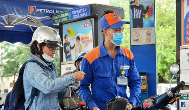 Giá xăng, dầu đồng loạt giảm mạnh từ chiều nay