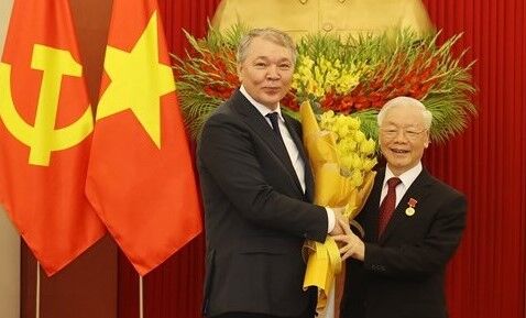 Tổng Bí thư Nguyễn Phú Trọng nhận Giải thưởng Lenin