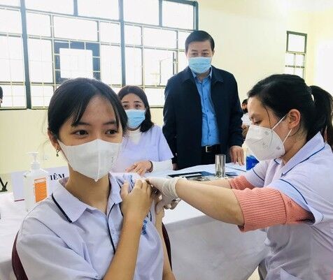 Thành phố Thanh Hóa tiêm vắc xin phòng Covid-19 cho trẻ em đủ 12 tuổi đến 15 tuổi trên địa bàn