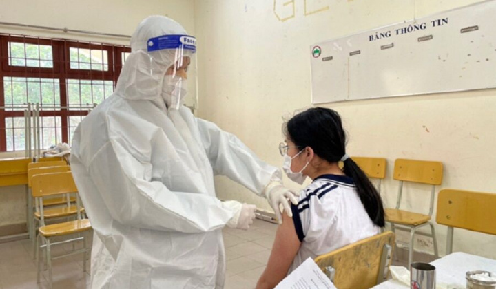 Tăng hạn dùng thêm 3 tháng vaccine Pfrizer để tiêm cho người 12 tuổi trở lên