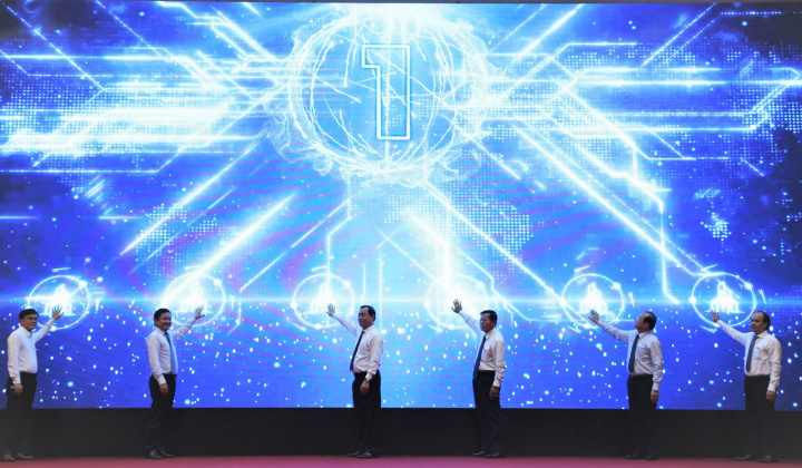 Tiền Giang ký kết thỏa thuận hợp tác chiến lược về chuyển đổi số