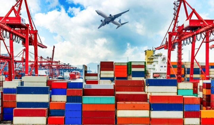 Việt Nam xuất siêu 4 tỷ USD trong năm 2021