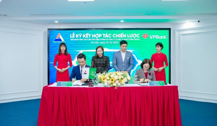 VPBank ký kết hợp tác chiến lược với Hưng Vượng Group