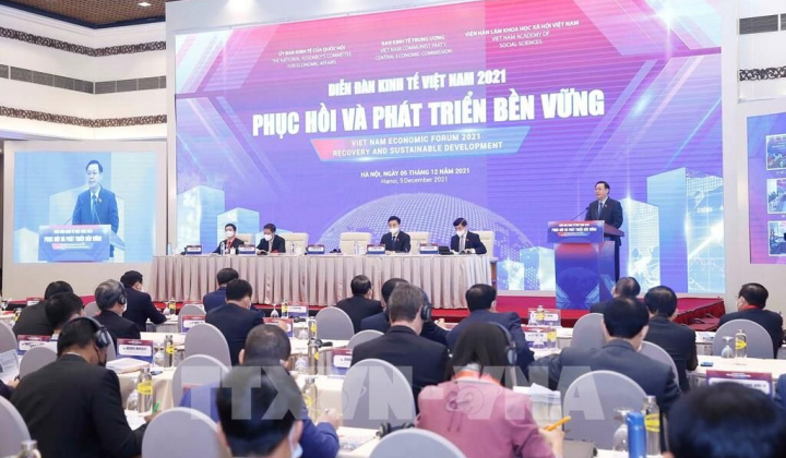 Khai mạc Diễn đàn kinh tế Việt Nam 2021