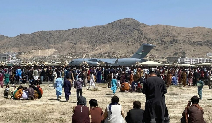 Thế giới năm 2021: Covid-19 chưa biến mất, châu Âu rung chuyển, Afghanistan 'nổi sóng'