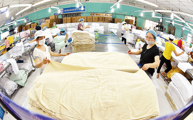 Việt Nam phát triển hiệu quả trong bối cảnh khủng hoảng Covid-19