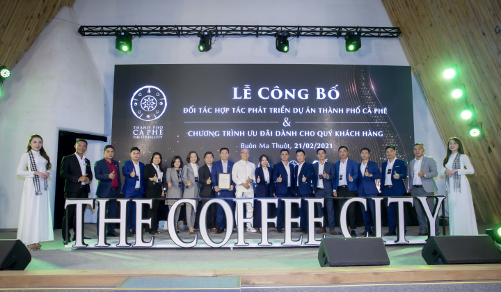 Lễ ký kết hợp tác chiến lược phân phối Dự án Thành phố Cà Phê với quy mô trên 45 ha