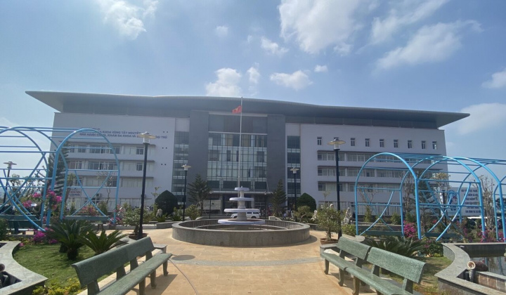 Bệnh viện ĐK vùng Tây Nguyên vừa cứu sống bệnh nhân bị dao đâm xuyên thấu vùng ngực