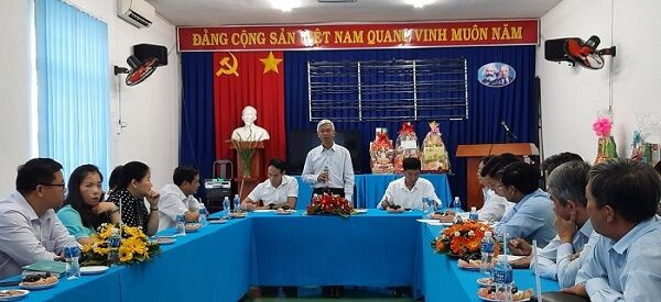 Lãnh đạo TP HCM thăm, chúc tết các đơn vị