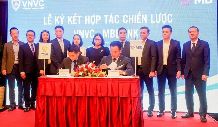 MB ký kết hợp tác chiến lược với Hệ thống trung tâm tiêm chủng VNVC