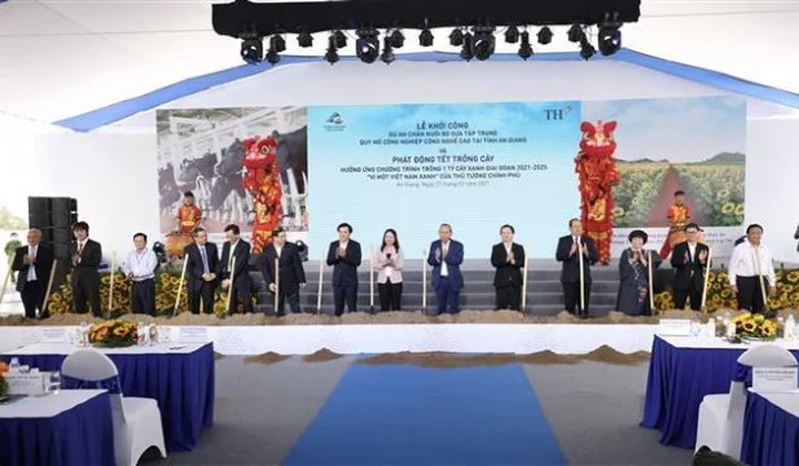 Tập đoàn TH khởi công Dự án chăn nuôi bò sữa lớn nhất Đồng bằng sông Cửu Long