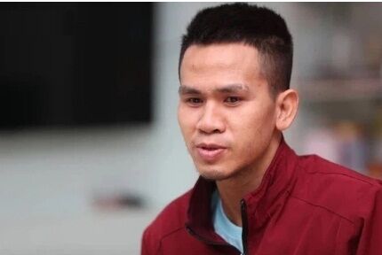 Thủ tướng tặng bằng khen anh Nguyễn Ngọc Mạnh khi cứu cháu bé ngã từ tầng 12A