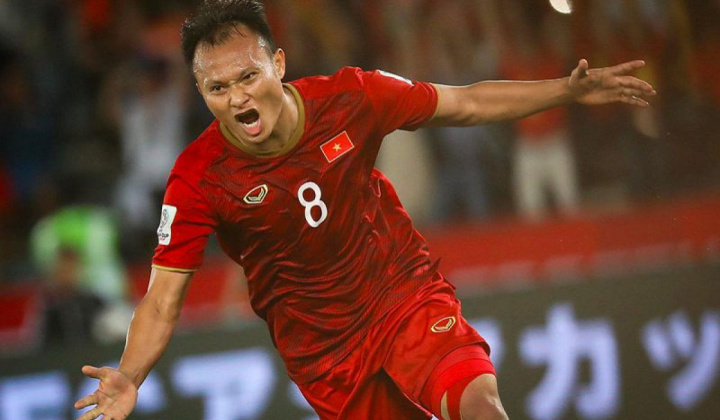 Tuổi thơ và sự nghiệp cầu thủ Nguyễn Trọng Hoàng