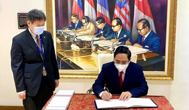 Thủ tướng Phạm Minh Chính kết thúc tốt đẹp chuyến công tác tham dự Hội nghị các Nhà Lãnh đạo ASEAN